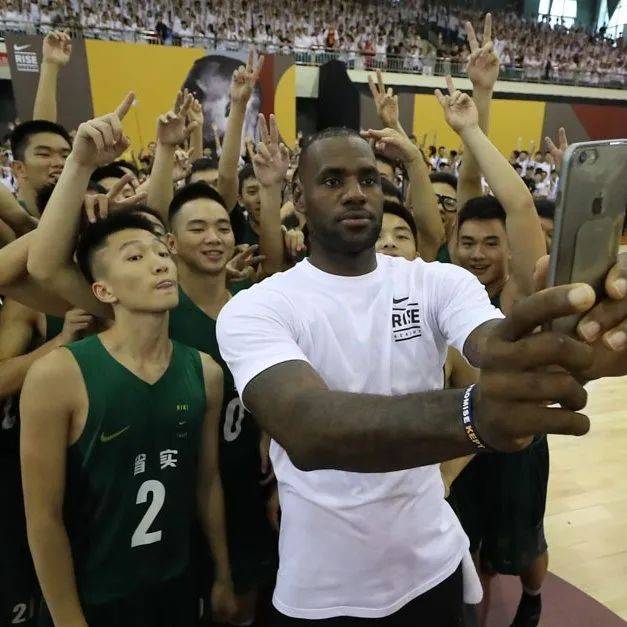 假消息！今天的詹姆斯中国行抢票，辟谣...