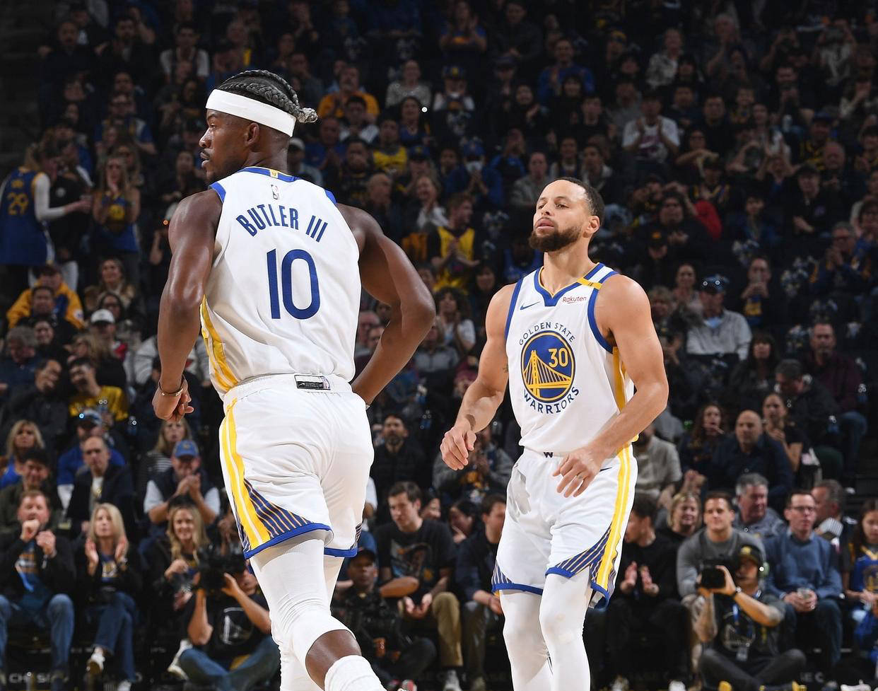 金州勇士签约达成,阵容确定!管理层心境沉重,库里争冠几乎无望