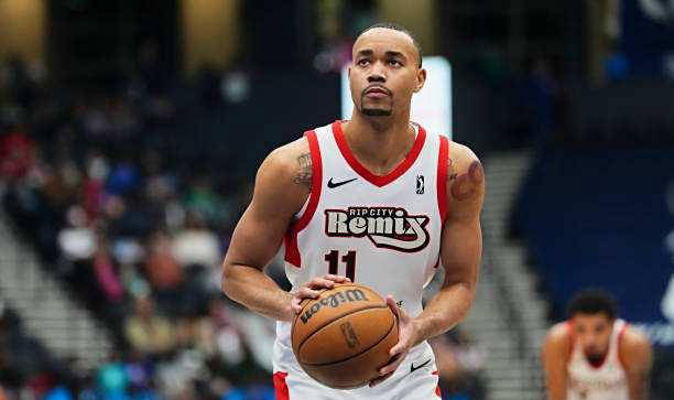 新奥尔良鹈鹕分配完双向合同名额?