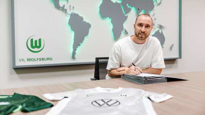 官方:埃里克森自由身加盟沃尔夫斯堡 签约2年身披24号