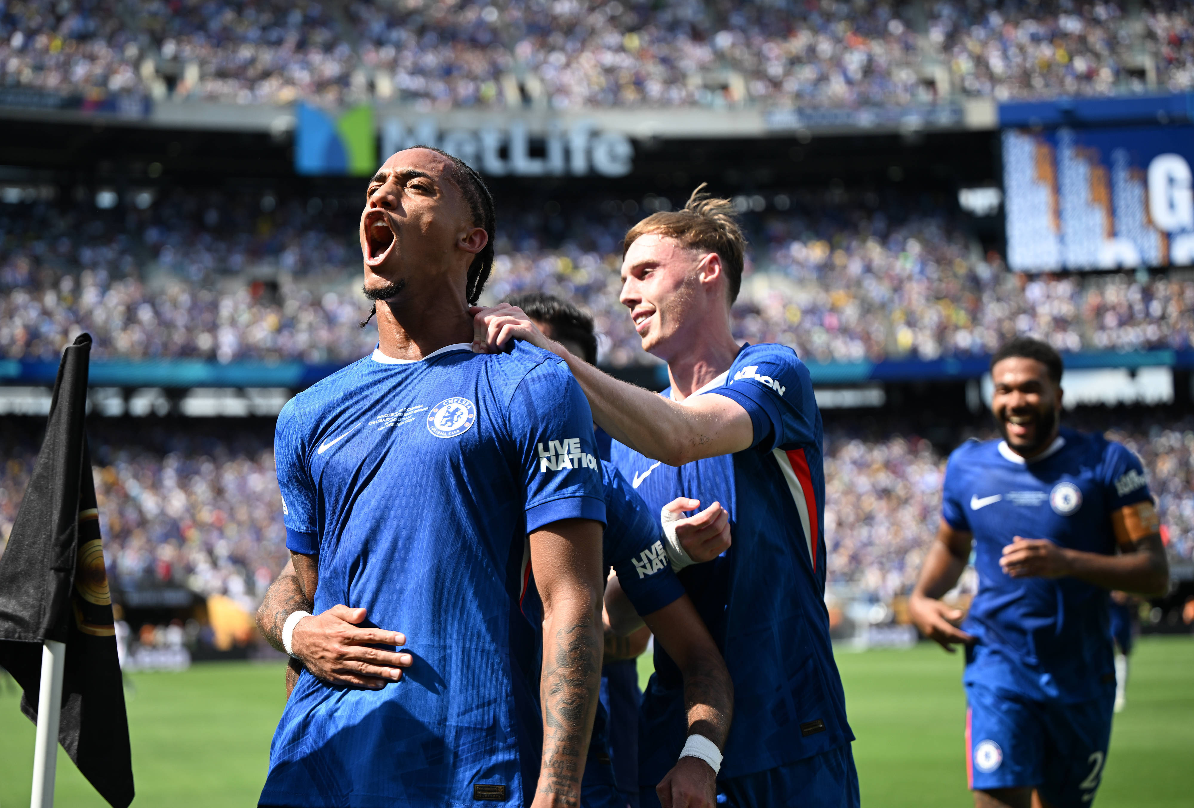 (体育)足球——世俱杯决赛:切尔西胜大巴黎 夺得世俱杯冠军