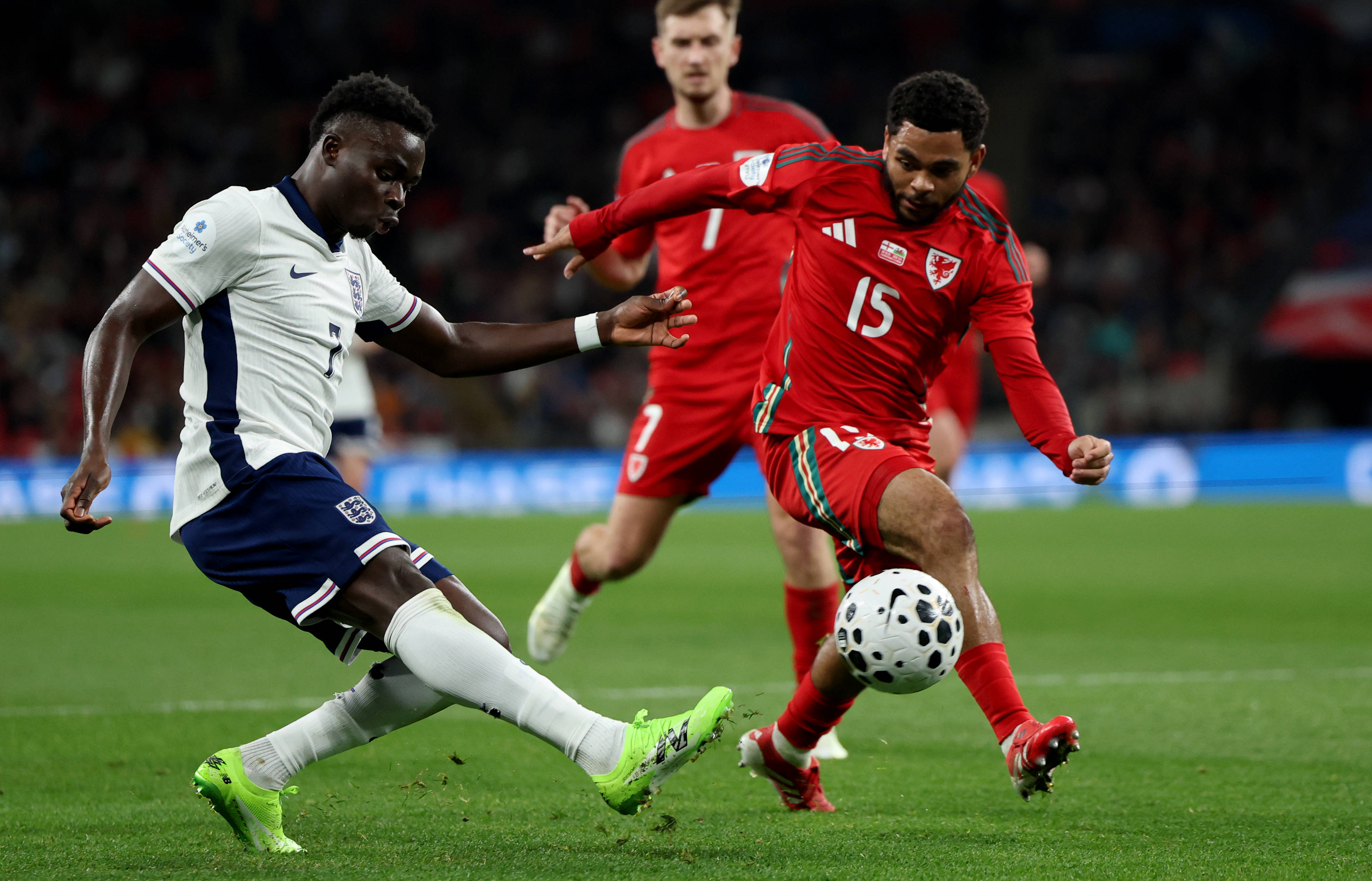 (体育)足球——热身赛:英格兰胜威尔士