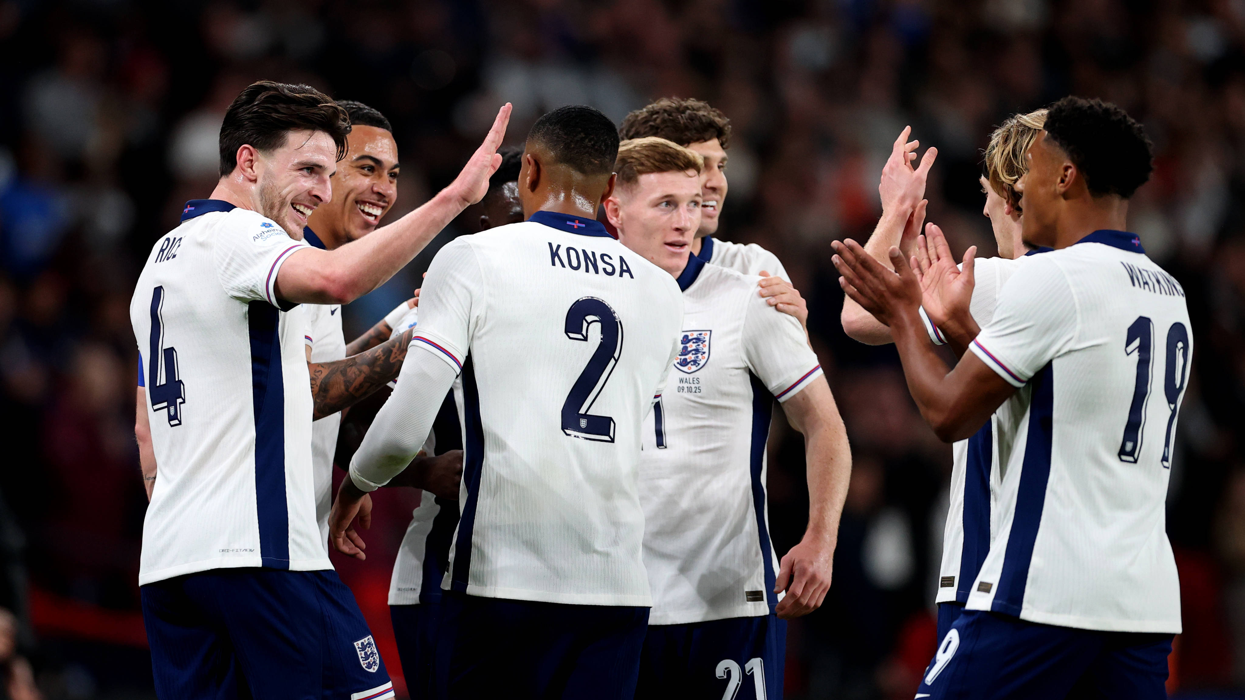 (体育)足球——热身赛:英格兰胜威尔士